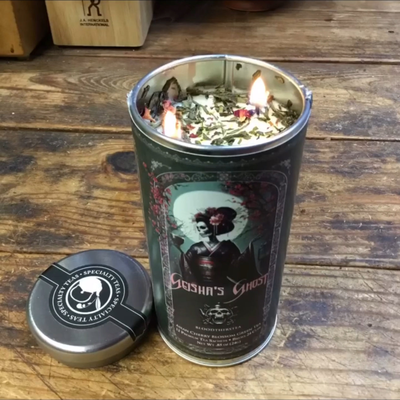 Geisha's Ghost Tea-infused Candle ( All Orders Placed now will be shipped in May )