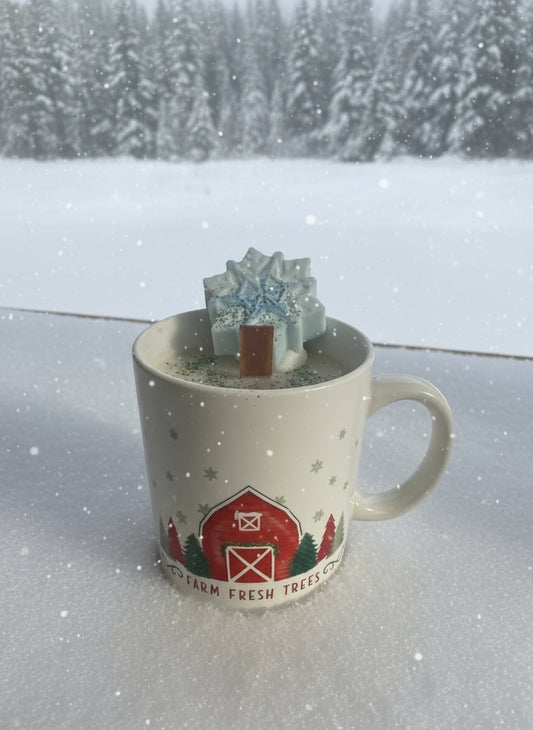 ❄️ Farm Fresh Trees Candle