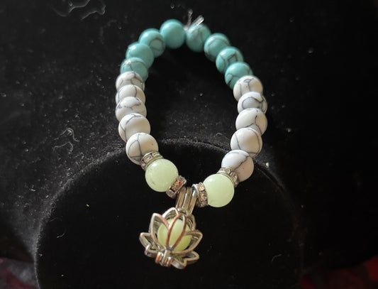Luminous Howlite Lotus Bracelet